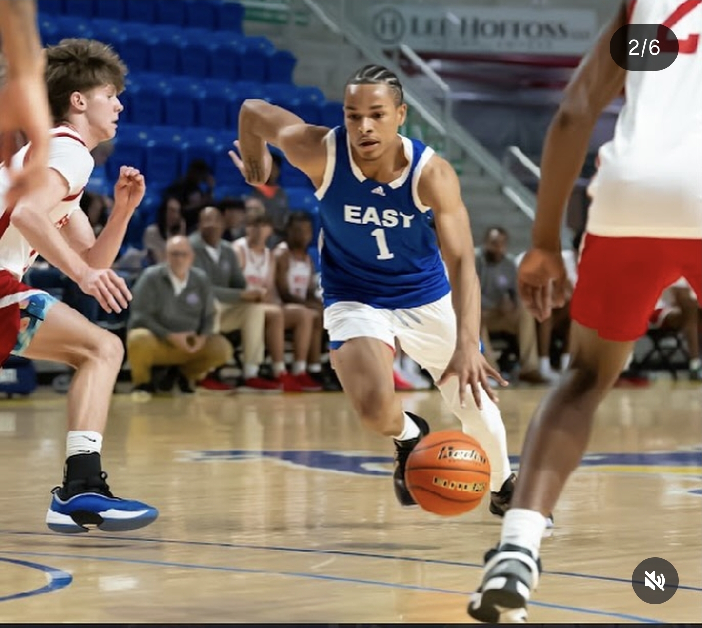 Rondell Battle Jr. playing basketball
